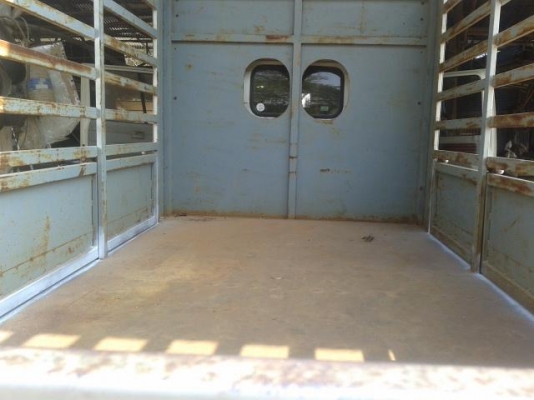 ขายรถบรรทุก Isuzu เครื่อง 75 แรง หัวไฟฟ้าลงเล่มแล้ว แอร์พร้อม เพลาลอย กระบะเปิดข้างได้ ขายรถบรรทุก Isuzu เครื่อง 75 แรง หัวไฟฟ้าลงเล่มแล้ว แอร์พร้อม เพลาลอย กระบะเปิดข้างได้