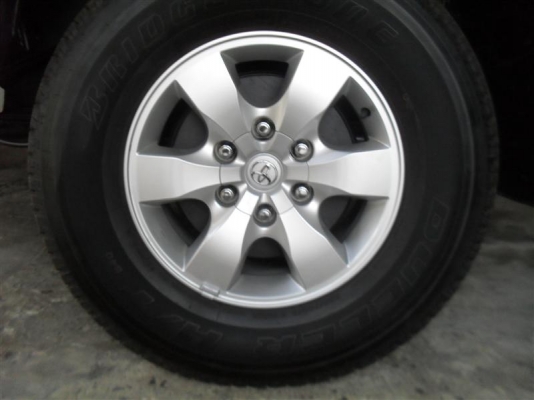 ขาย ล้อแม็กซ์ VIGO champ ถอดป้ายแดง(ไม่รวมยางครับ)4วง ราคา10000บาท