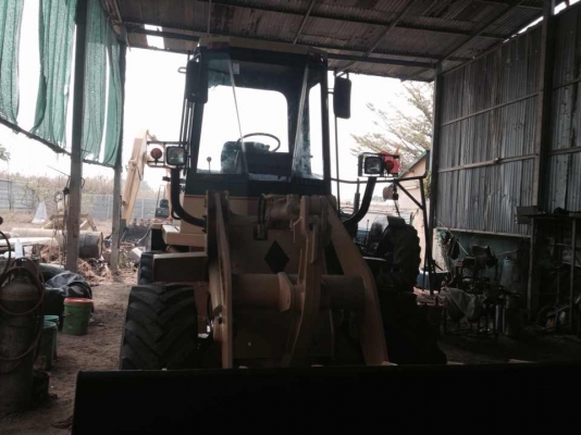 รถตักล้อยาง MITSUBISHI WS500 ตักใด้คั้งละ1คิว เก่านอก