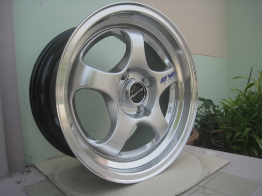ขายแม็กใหม่ W work S1 สีไฮเปอร์ซิลเวอร์ขอบเงา 15"x7.5" et38 4รู100 งานของ SSW พร้อมใส่ ถ่วงครับ สนใจติดต่อเล็กคลองสาม (081-3747940)