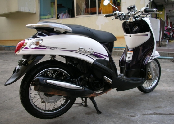 Fino ลายคลาสสิค รถปี55 วิ่งน้อยสวยๆเลยครับ