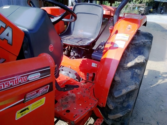 ขายแทรกเตอร์คูโบต้าL4508DI ใบมีดคานบนตราช้างผาล6*22ตราช้างพร้อมใช้งานครับ