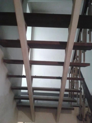 บันได้ไม้เนื้อแข็ง สองชุด สภาพดีใช้งานได้เลย บานประตูหน้าต่าง พร้อมวงกบ ขาย 45000 ต่อรองได้ 089-3530206 ด่วนจร้า บันได้ไม้เนื้อแข็ง สองชุด สภาพดีใช้งานได้เลย บานประตูหน้าต่าง พร้อมวงกบ ขาย 45000 ต่อรองได้ 089-3530206 ด่วนจร้า