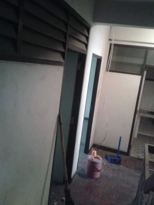 บันได้ไม้เนื้อแข็ง สองชุด สภาพดีใช้งานได้เลย บานประตูหน้าต่าง พร้อมวงกบ ขาย 45000 ต่อรองได้ 089-3530206 ด่วนจร้า บันได้ไม้เนื้อแข็ง สองชุด สภาพดีใช้งานได้เลย บานประตูหน้าต่าง พร้อมวงกบ ขาย 45000 ต่อรองได้ 089-3530206 ด่วนจร้า