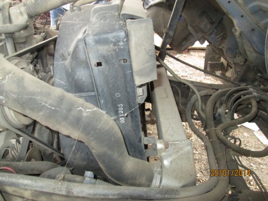 ISUZU-NKR-55EY52A3-สภาพสวยพร้อมใช้---450,000-