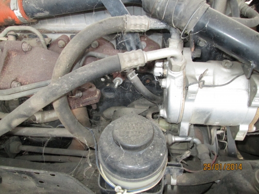 ISUZU-NKR-55EY52A3-สภาพสวยพร้อมใช้---450,000-