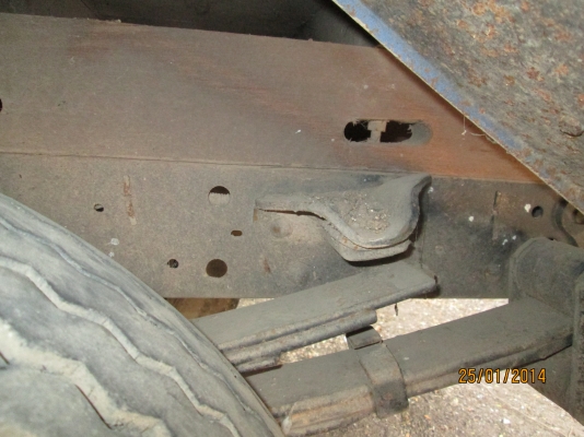 ISUZU-NKR-55EY52A3-สภาพสวยพร้อมใช้---450,000-