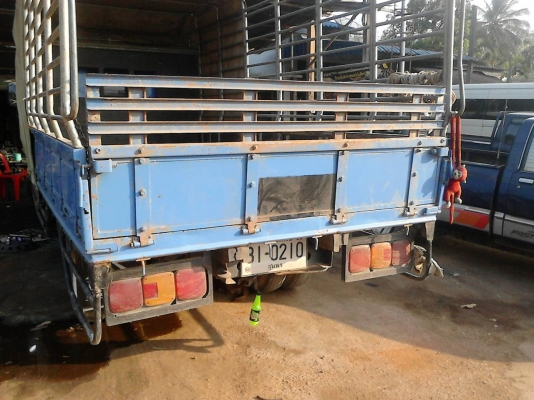 6 ล้อ กระบะยาว4.3 ม.Izuzu ELF 110 แรงม้า ปี2536 6 ล้อ กระบะยาว4.3 ม.Izuzu ELF 110 แรงม้า ปี2536