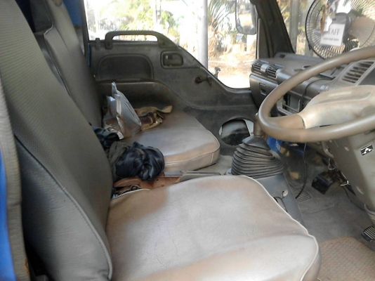 6 ล้อ กระบะยาว4.3 ม.Izuzu ELF 110 แรงม้า ปี2536 6 ล้อ กระบะยาว4.3 ม.Izuzu ELF 110 แรงม้า ปี2536