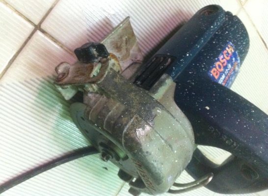 เครื่องตัดกระเบื้องBOSCHรุ่นGDM 12-34 ราคาถูกๆคับ