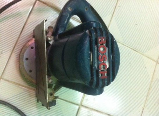 เครื่องตัดกระเบื้องBOSCHรุ่นGDM 12-34 ราคาถูกๆคับ