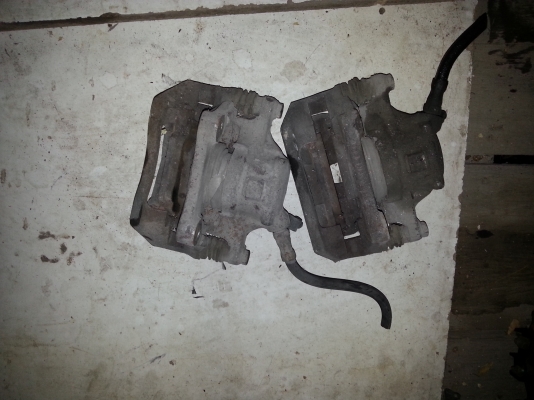 ขายปั้มดิสหน้า bmw e30