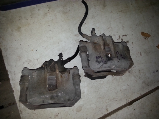 ขายปั้มดิสหน้า bmw e30