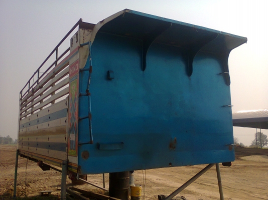 กระบะ 10 ล้อ ดัมพ์อลูมิเนียม ไม่มีกระบอกดัมพ์ ไม่มีปั้ม