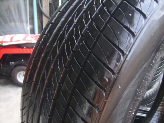 มาอีกแระ ยางถุกๆ 4 เส้น ไม่ได้ใช้ เหอะๆๆ