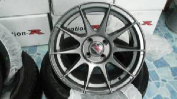 แม็กซ์ใหม่แกะกล่องขอบ15 4รู100 หน้ากว้าง8นิ้ว