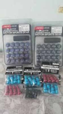 น็อตเลเหล็ก แบบสีชุด850ส่งฟรีทั่วไทย(จัดแบบลงทะบียน)