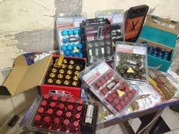 น็อตเลเหล็ก แบบสีชุด850ส่งฟรีทั่วไทย(จัดแบบลงทะบียน)