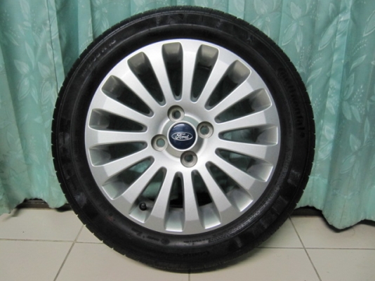 ขายล้อแม็กพร้อมยางป้ายแดง Ford Fiesta ขอบ 15