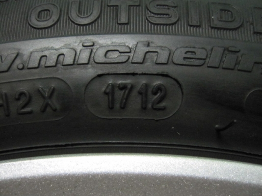 ขายล้อแม็ก Honda City พร้อมยาง MICHELIN ปี 12 ขอบ 15