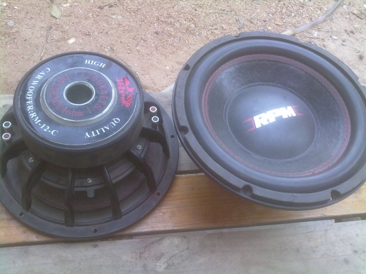 ขายซับดอก12นิ้วครับ