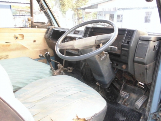 ขายหกล้อ ดั้ม IZUSU NKR 88 รถห้างไทยแท้ เครื่องดี คัชซีสวย เอกสานพร้อมโอน