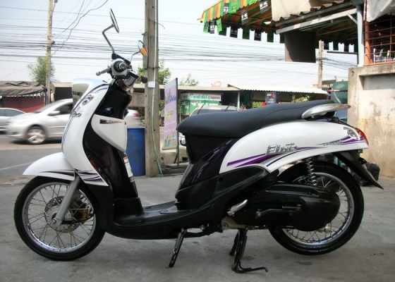 Fino ลายคลาสสิค รถปี55 วิ่งน้อยสวยๆครับ