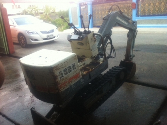 ขายรถตักแบคโฮขนาดเล็ก Mitsubishi Me08
