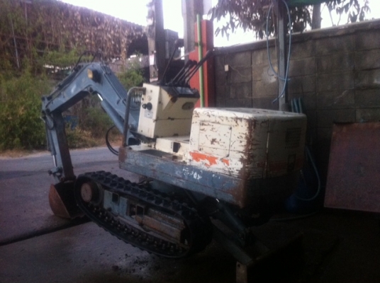 ขายรถตักแบคโฮขนาดเล็ก Mitsubishi Me08