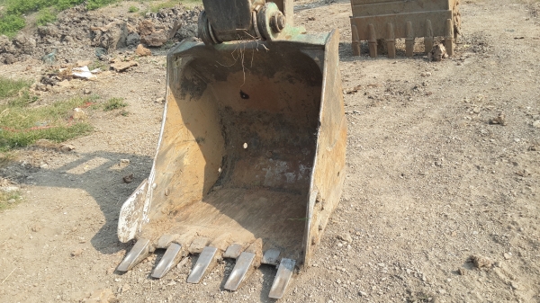 ขาย Kobelco sk120 รุ่น5 super ขาย Kobelco sk120 รุ่น5 super