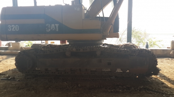 ขาย cat 320 V2