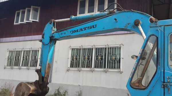 ขายkomatsu PC120 รุ่น 2