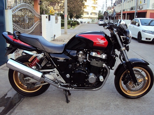 ขาย ...Honda CB1300... อินวอย+สรรพสามิต !!!!!