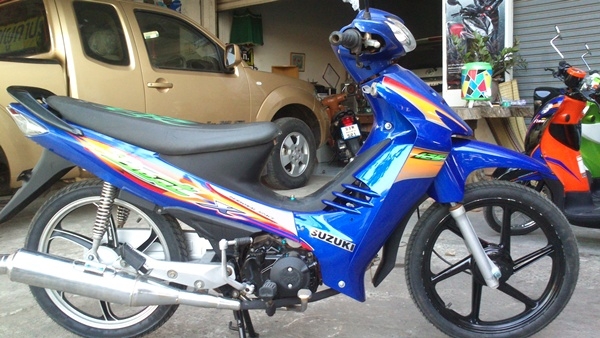 ซูซูกิ เบส125 สตาร์ทมือ รถปี47 ไมล์ดิจิตอลเครื่องเดิมๆแรงดีสภาพเอี่ยม