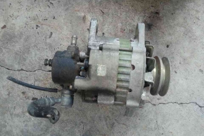 ขายไดชาต์ Nissan TD27 ถอดมาจากรถตู้ ใช้งานได้เลย