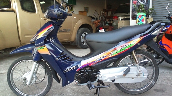 ซูซูกิ เบส125 รถปี46 สภาพพร้อมใช้ ราคาต่อรองได้