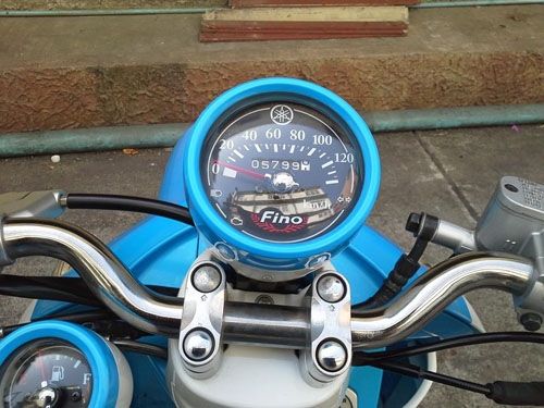 Fino ปี 55 วิ่ง 5,000 กม. สีฟ้า ขาว สวย เดิม เครื่องเยี่ยม ท้าพิสูจน์ Fino ปี 55 วิ่ง 5,000 กม. สีฟ้า ขาว สวย เดิม เครื่องเยี่ยม ท้าพิสูจน์