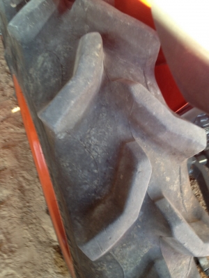 ขายคูโบต้ามือ2 L3008 4WD พร้อมชุดดันหน้า สภาพเหมือนใหม่ 95 \% ขายคูโบต้ามือ2 L3008 4WD พร้อมชุดดันหน้า สภาพเหมือนใหม่ 95 \%