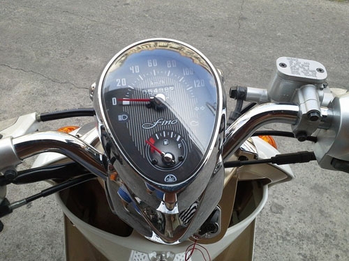 fino ท่ออาร์ม ปี 53 รถสวยมาก เครื่องเดิมแน่นๆ ชุดสีสวย ไมล์แท้ 5,000 กม.เท่านั้น ราคานี้ถึงสิ้นปีเท่านั้นจ้า