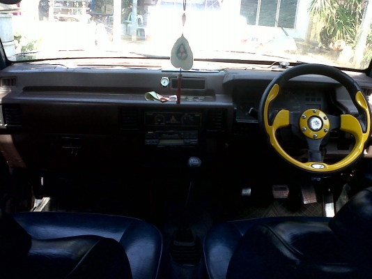 ขายกระบะ4ประตูพร้อมใช้ MITSUBISHI L200 ราคาไม่แพง