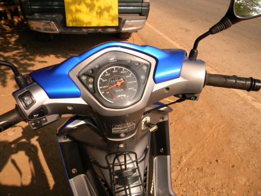 HONDA WAVE 110I ปี55สต๊าทมือ สีน้ำเงิน บรอนด์ เดิมๆ28000บาท