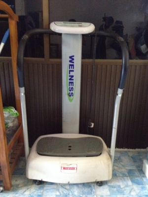 ขายถูก เครื่องสั่น wellness I-slimm เครื่องออกกำลังกายระบบสั่นสะเทือน
