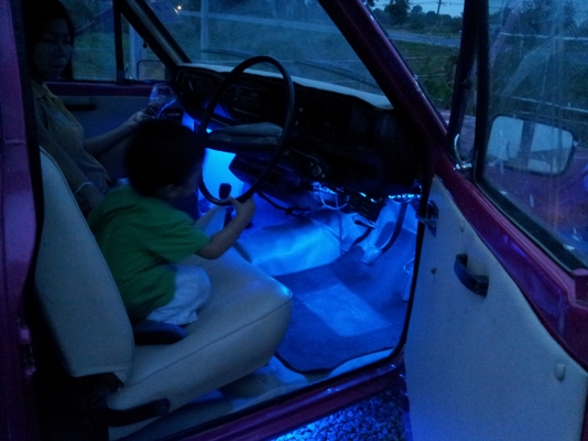 ขาย ช้างเหยียบ 620 สภาพพร้อมใช้งาน ครับ ราคาเบาๆ ขาย ช้างเหยียบ 620 สภาพพร้อมใช้งาน ครับ ราคาเบาๆ