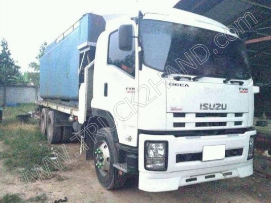 รถบรรทุก 10 ล้อ ยี่ห้อ ISUZU รุ่น FVM 300 พร้อมถัง 20 ตัน