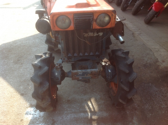 ขายด่วนรถไถคูโบต้า B5000 พร้อมโรตารี่ เก่าจากญี่ปุ่น ขายด่วนรถไถคูโบต้า B5000 พร้อมโรตารี่ เก่าจากญี่ปุ่น