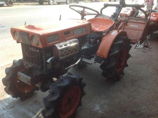 ขายด่วนรถไถคูโบต้า B5000 พร้อมโรตารี่ เก่าจากญี่ปุ่น