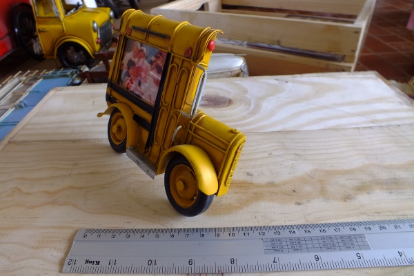 ขออนุญาตขายโมเดลเหล็กรถคลาสสิคน่าสะสม