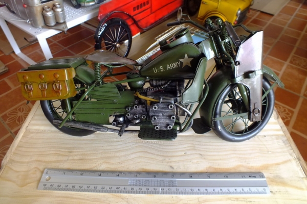 ขออนุญาตขายโมเดลเหล็กรถคลาสสิคน่าสะสม