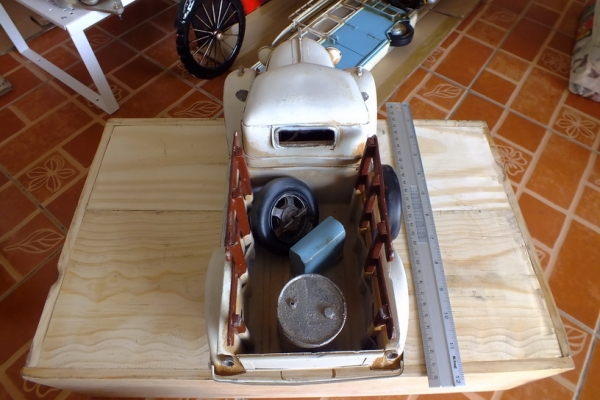 ขออนุญาตขายโมเดลเหล็กรถคลาสสิคน่าสะสม