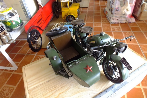 ขออนุญาตขายโมเดลเหล็กรถคลาสสิคน่าสะสม